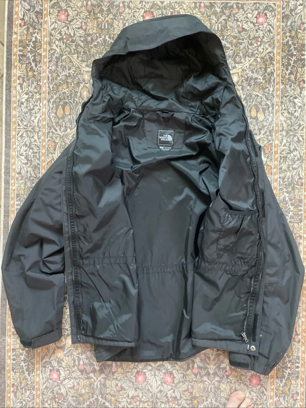 The North Face excellent note
